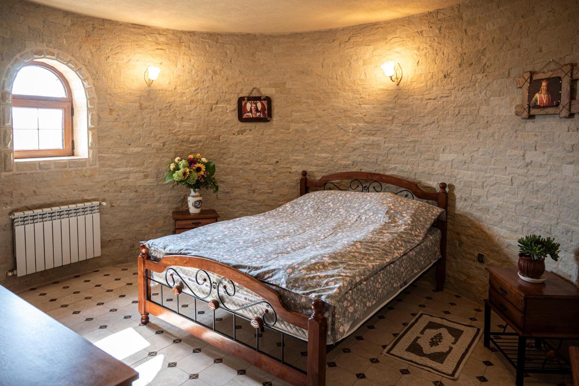 Castel Unghern Ivancea Екстериор снимка